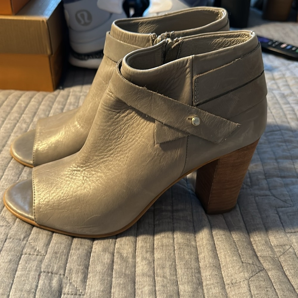 Steve Madden leather open toe booties